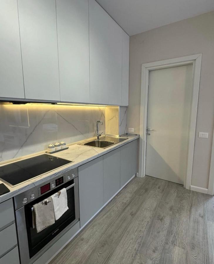 Sc Tirana Centre Apartment Екстериор снимка